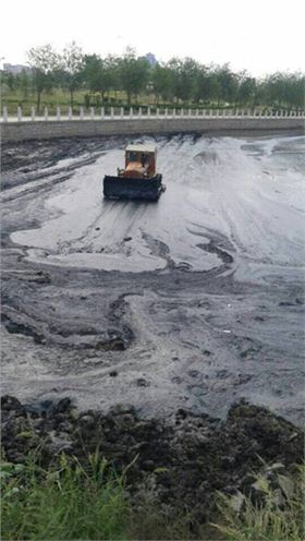 河道清淤.JPG 河道清淤.JPG