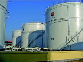 國際油價的低迷使中國的原油儲備大幅增加，如何進(jìn)行原油粗放型處理是亟需解決的問題。