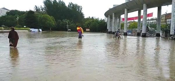 山東大暴雨，羅德移動泵車隨時待命